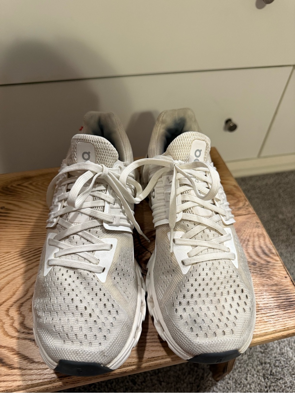 On Running White and Light Gray Mesh Running Shoes - Picture 2 of 5